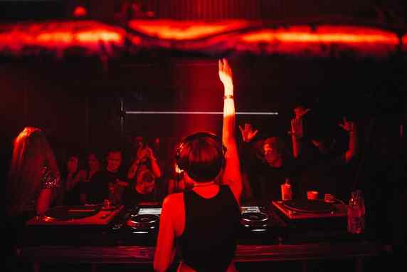 VULITSA EZHA проведет летнюю Preparty в Минске: две сцены, фуд-корт и вход по регистрации