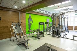 Акция  акции: «Отожми от груди 100 кг. и получи 1 занятие бесплатно + 20% скидку на любой абонемент».