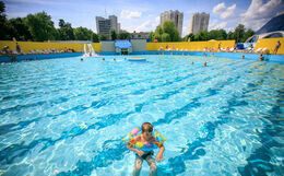 Скидка 40% на услуги бассейна, теннисных кортов и настольный теннис