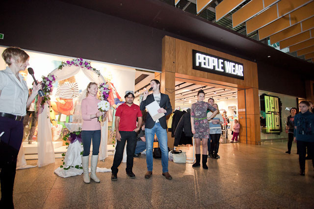 Магазин одежды People: «Хочу замуж и новое платье!», фото № 7