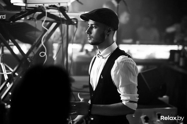 Яркие мероприятия в черно-белом цвете, фото № 83