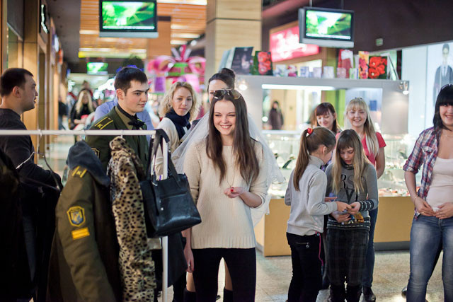 Магазин одежды People: «Хочу замуж и новое платье!», фото № 79