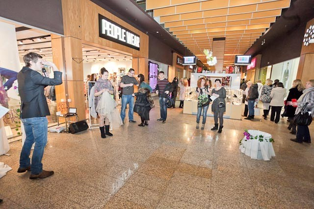 Магазин одежды People: «Хочу замуж и новое платье!», фото № 134