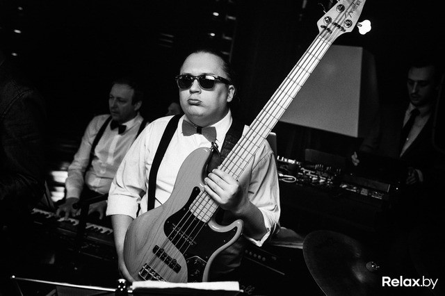 Яркие мероприятия в черно-белом цвете, фото № 13