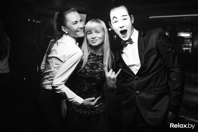 Яркие мероприятия в черно-белом цвете, фото № 18