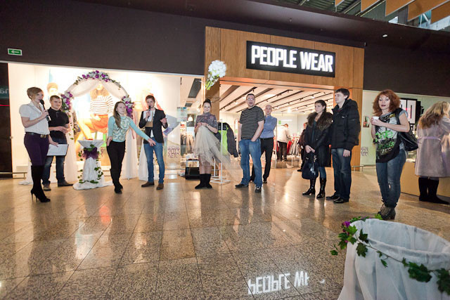 Магазин одежды People: «Хочу замуж и новое платье!», фото № 131