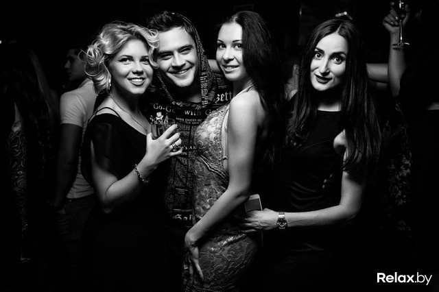 Яркие мероприятия в черно-белом цвете, фото № 82