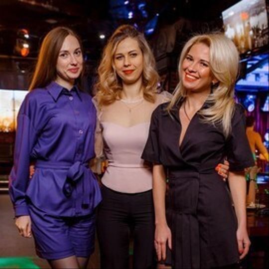 Женский праздник