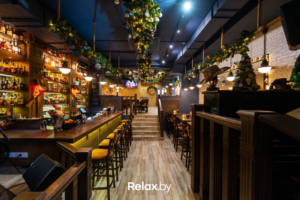 Новогоднее оформление зала Гастробар «Honky Tonk Piano Bar (Хонки Тонк Пиано Бар)» - фото 7481133