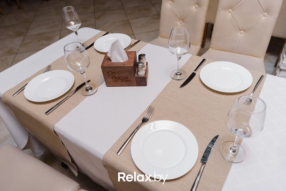 Большой зал Кафе-клуб «Лисья нора» - фото 7719096