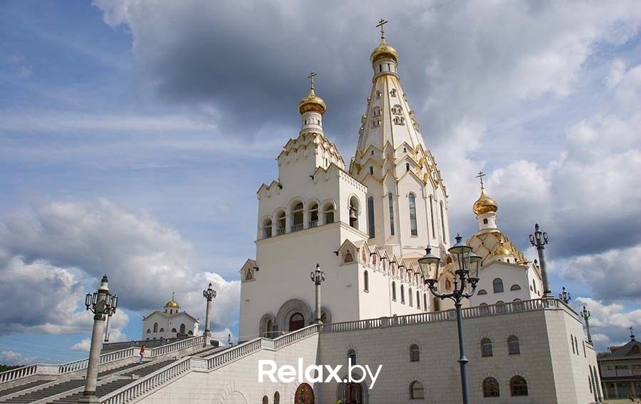 Всехсвятская церковь Храм-памятник  «Всехсвятская церковь» - фото 1883023