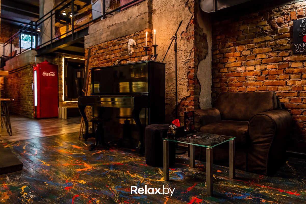 Интерьер Бар-кальянная HookahPlace Lounge Bar Yakuba Kolasa (ХукаПлейс Лаунж Бар Якуба Коласа) - фото 4758653