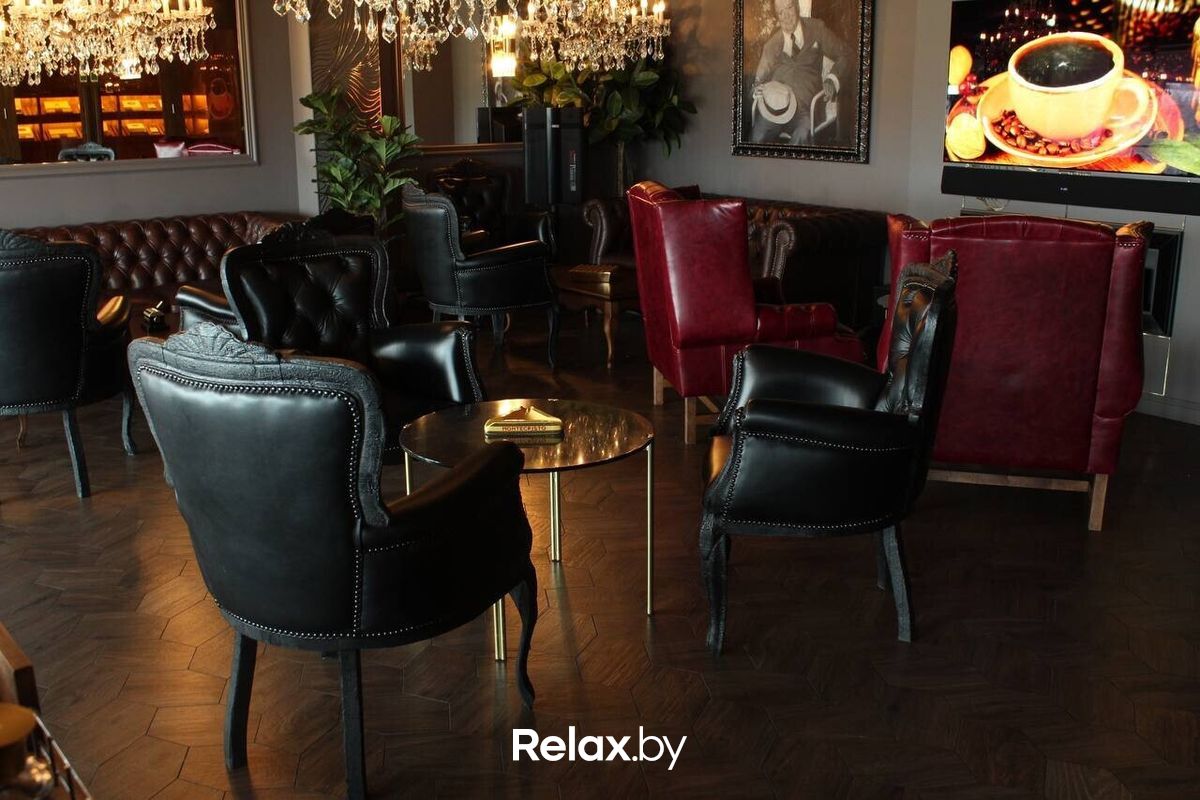 Интерьер Лаунж Wood & Fire Cigar Lounge (Вуд энд Файр Сигар Лаунж) - фото 7785677