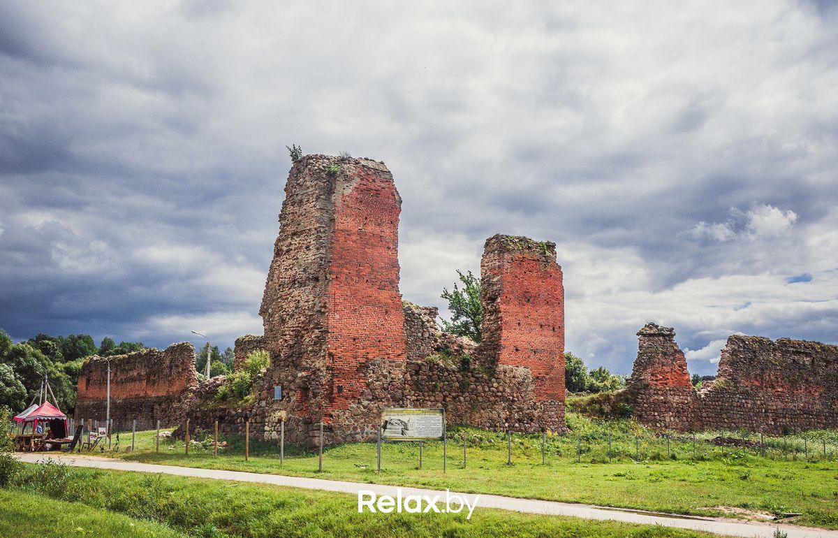 Кревский замок Комплекс оборонительных сооружений «Кревский замок» - фото 6219573
