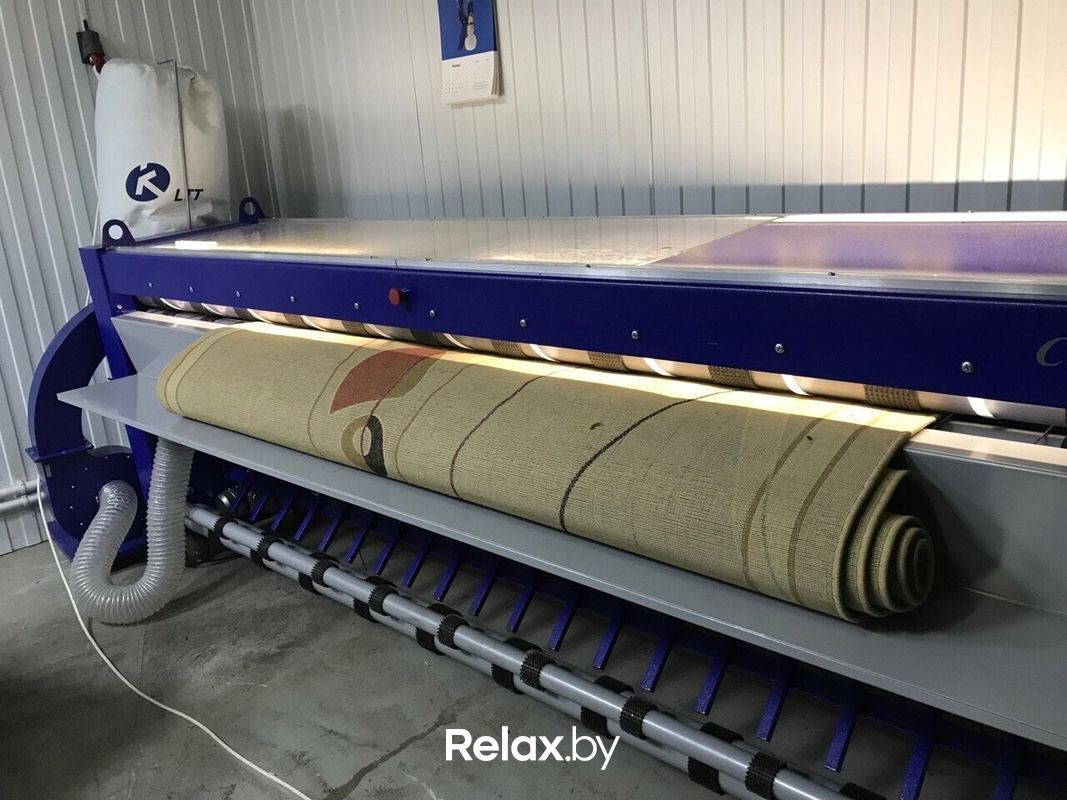 Процесс стирки ковров Химчистка и мойка ковров с вывозом и доставкой, чистка мягкой мебели на дому «Ковромойка» - фото 7619203