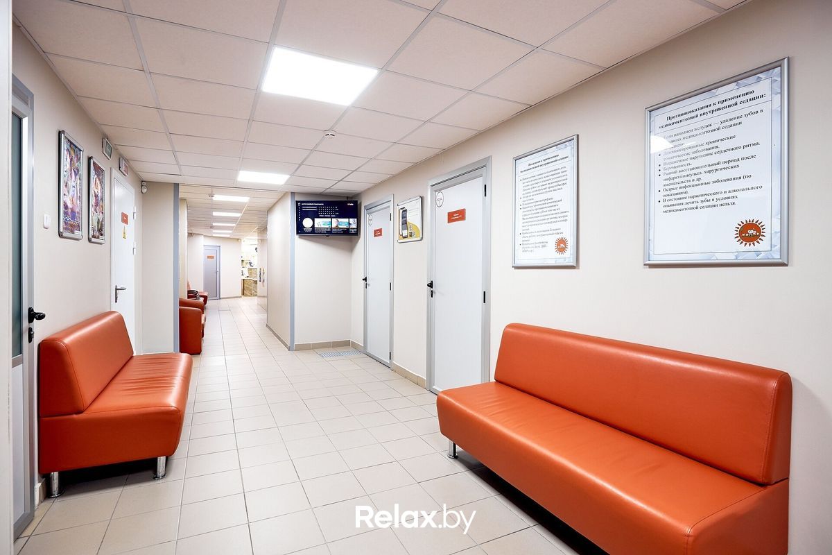 Интерьер Медицинское учреждение «Центр Семейной Стоматологии» - фото 6736473