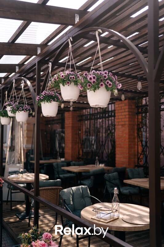 Вход и веранда Ресторан «Золотой лев» - фото 7864129