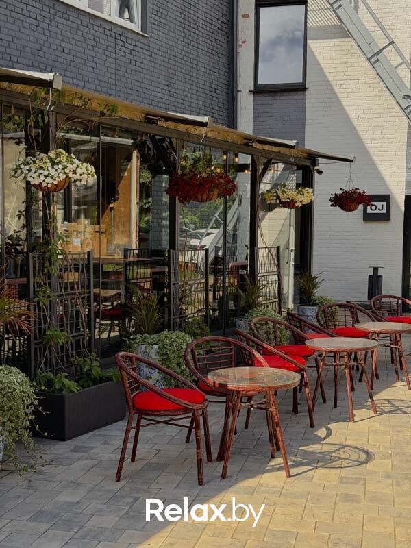 Терраса Ресторан «Locanda Бабушка Chic (Локанда Бабушка Шик)» - фото 7904019