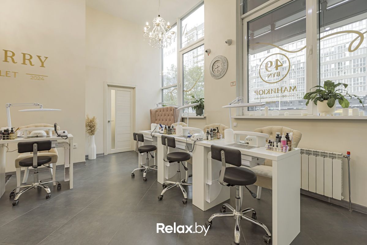 Интерьер Студия маникюра «Nailberry Beauty Outlet (Нейлберри Бьюти Аутлет)» - фото 7904367