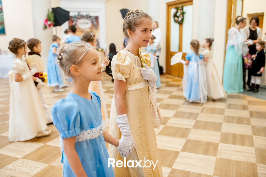 Семейный рождественский благотворительный бал Академии мюзикла "Ревю" - "Наши сердца", фото № 16