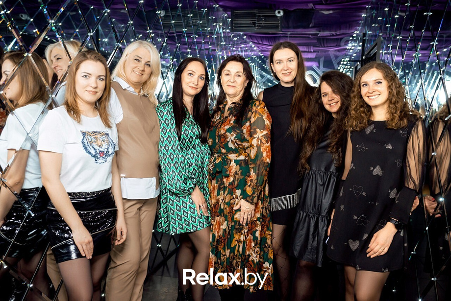 Friday Night, фото № 16