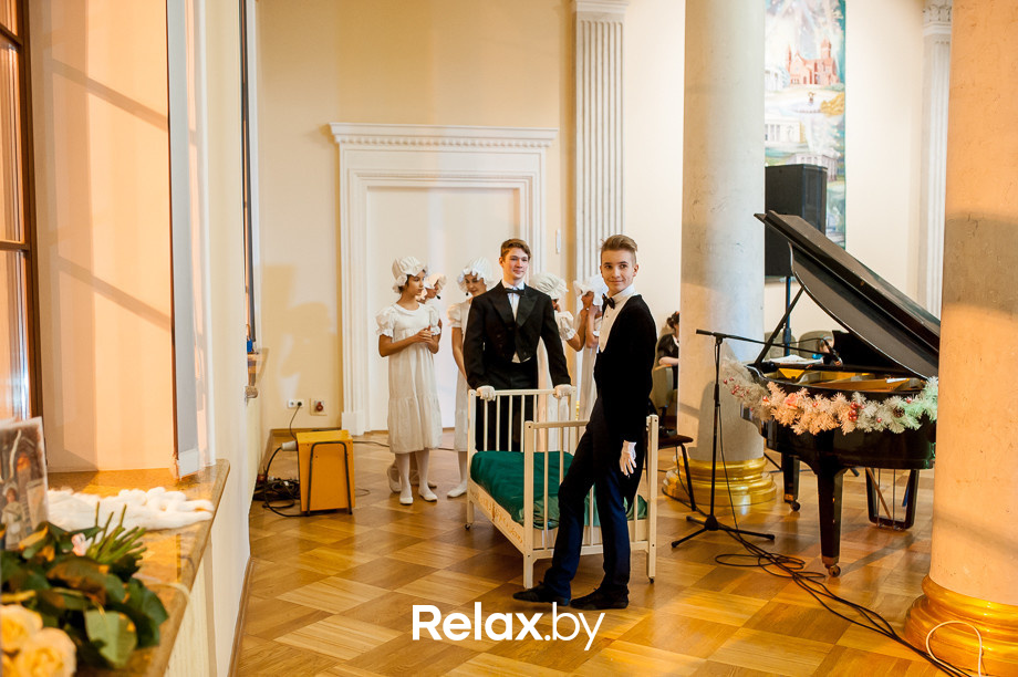 Семейный рождественский благотворительный бал Академии мюзикла "Ревю" - "Наши сердца", фото № 92