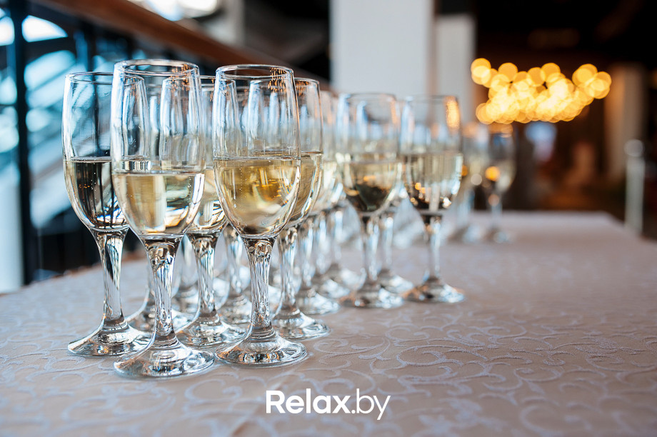 Валентина Мазунина на премьере «Одноклассниц», фото № 19