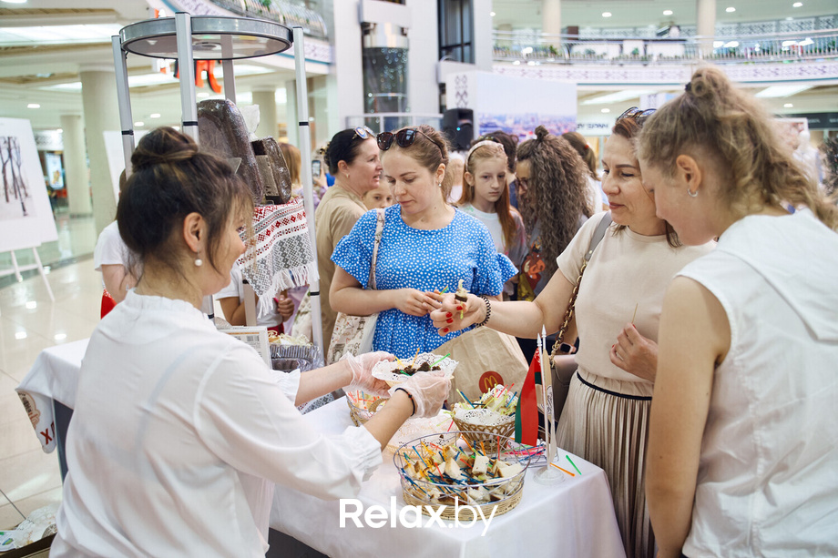 Время Искусства в ТЦ Столица: Мода, природа и поэзия, фото № 144