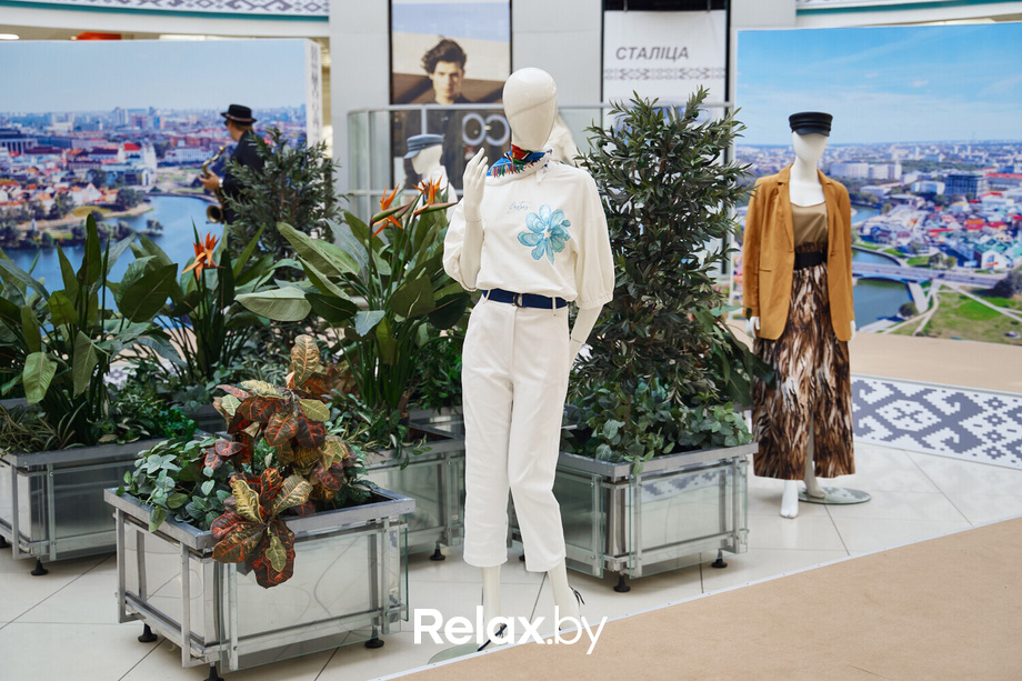 Время Искусства в ТЦ Столица: Мода, природа и поэзия, фото № 13