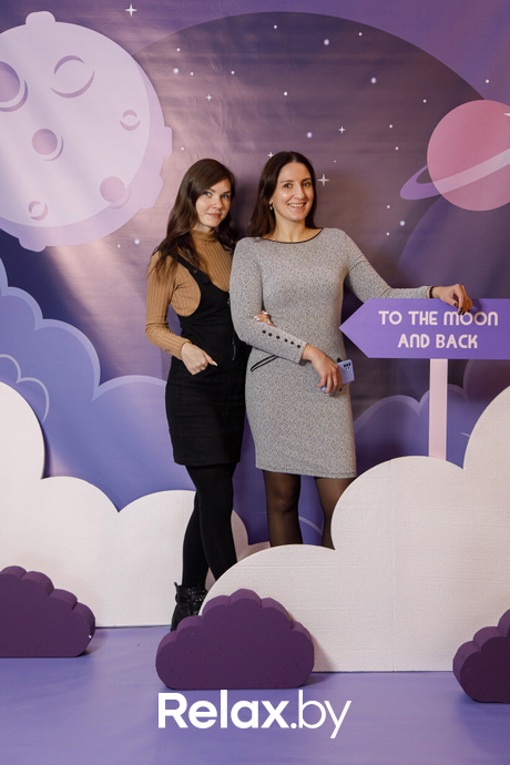 To The Moon & Back, фото № 17