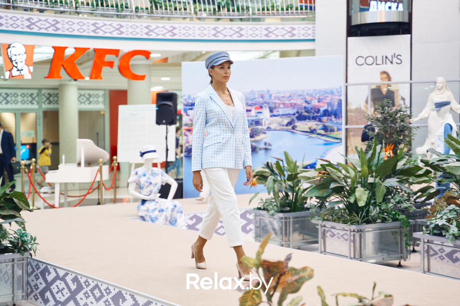 Время Искусства в ТЦ Столица: Мода, природа и поэзия, фото № 108