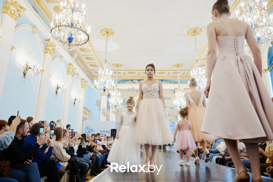 KIDS' PODIUM на FASHION SHOW SPRING 2022, фото № 349