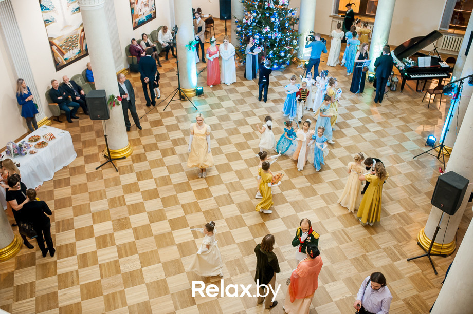 Семейный рождественский благотворительный бал Академии мюзикла "Ревю" - "Наши сердца", фото № 45