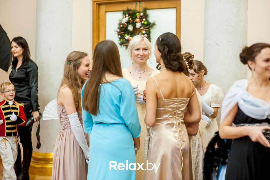 Семейный рождественский благотворительный бал Академии мюзикла "Ревю" - "Наши сердца", фото № 54