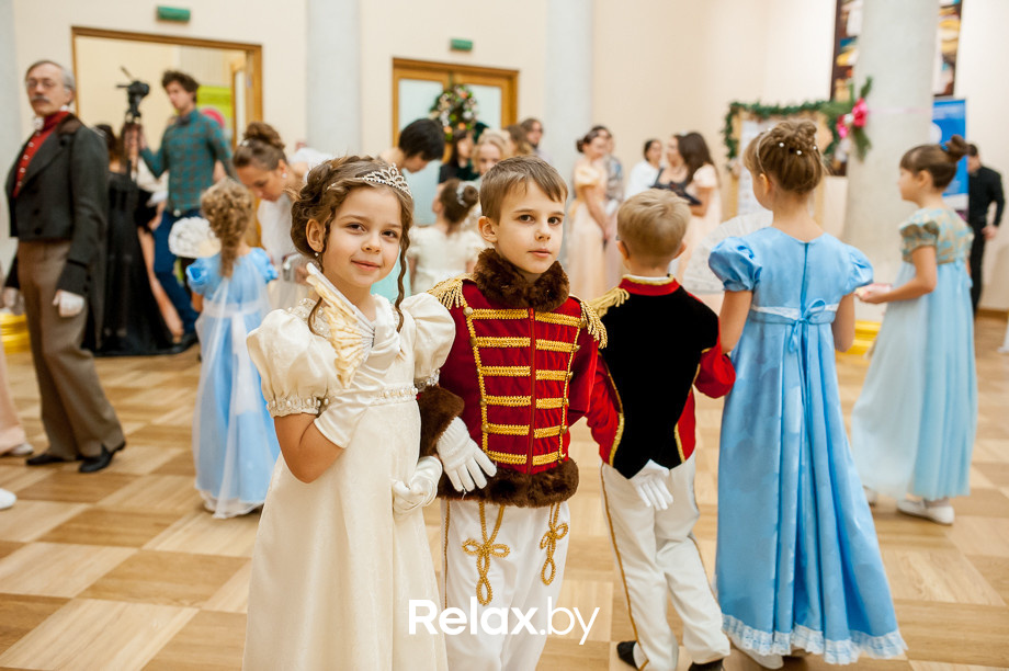 Семейный рождественский благотворительный бал Академии мюзикла "Ревю" - "Наши сердца", фото № 24