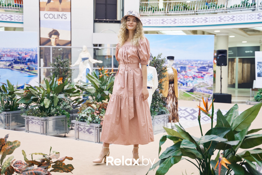 Время Искусства в ТЦ Столица: Мода, природа и поэзия, фото № 121