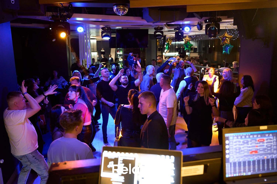 Дискотека в гастро-клубе «Место», фото № 16