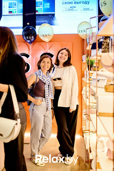 Открытие магазина LESS, фото № 50