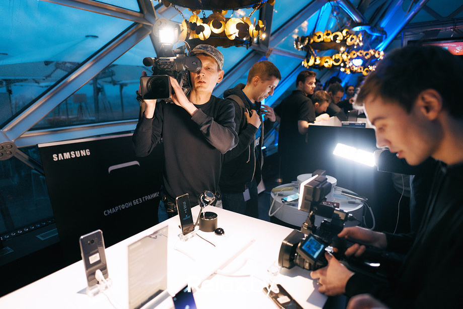 Презентация Samsung Galaxy S8, фото № 13