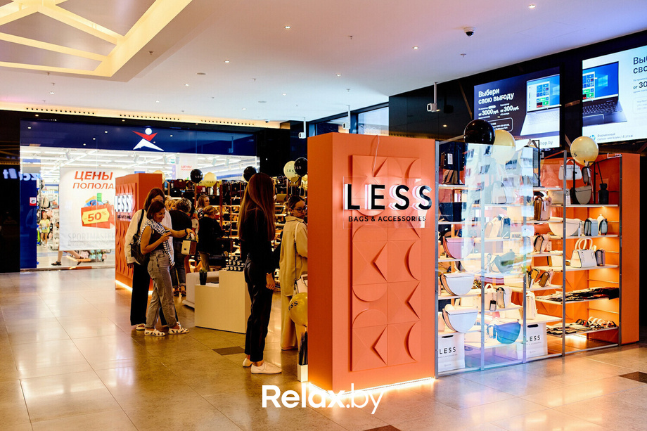 Открытие магазина LESS, фото № 31