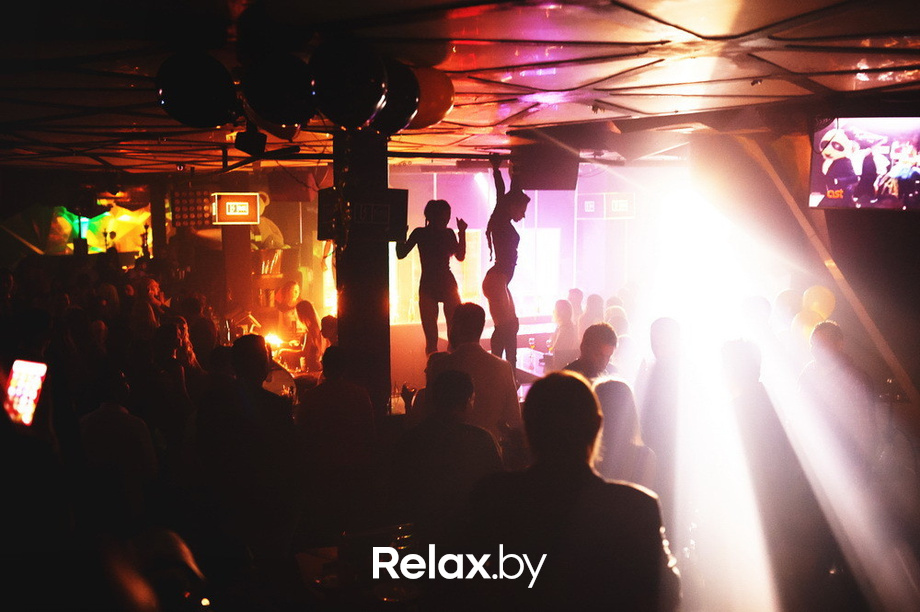 Champagne Showers, фото № 7