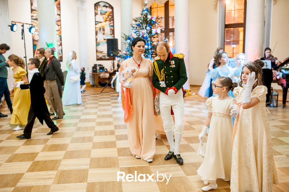 Семейный рождественский благотворительный бал Академии мюзикла "Ревю" - "Наши сердца", фото № 32