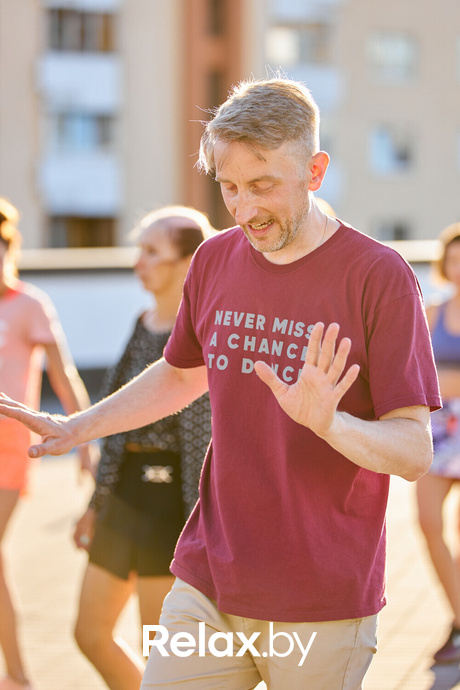 Танцы на крыше: Boogaloo, фото № 82