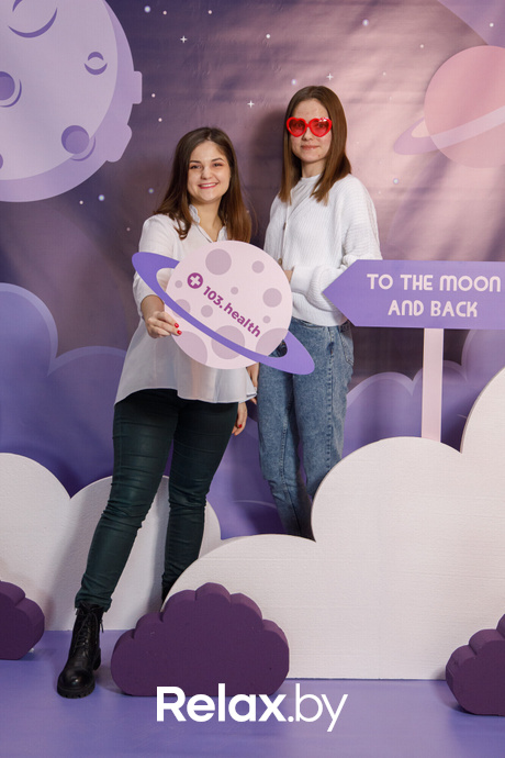 To The Moon & Back, фото № 6