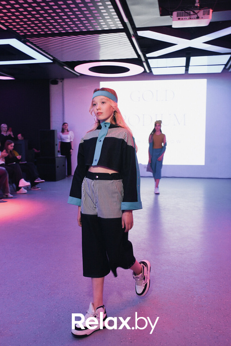 Модный показ. Театр моды «Gold Podium», фото № 2