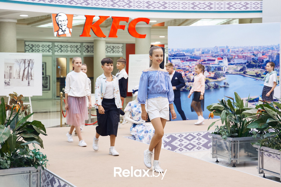 Время Искусства в ТЦ Столица: Мода, природа и поэзия, фото № 47