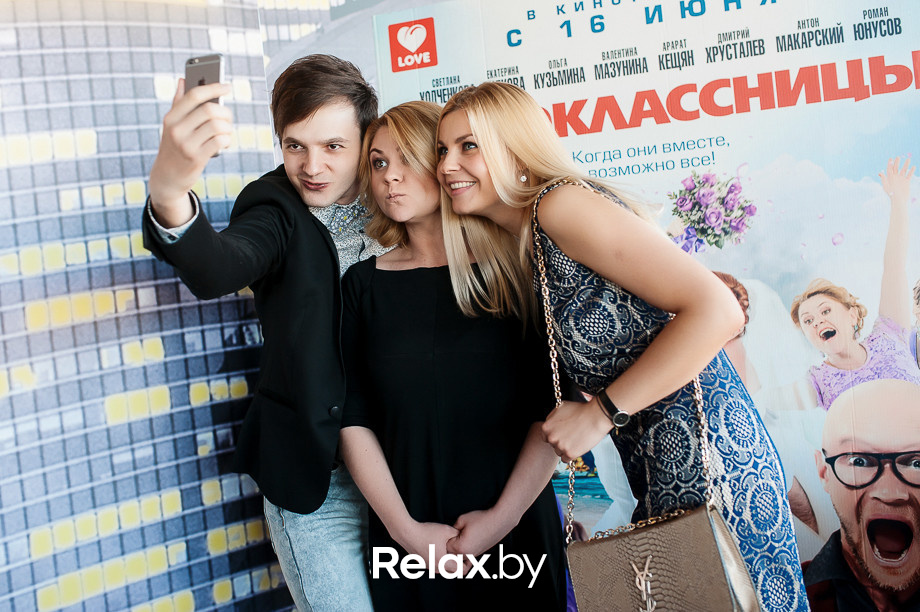 Валентина Мазунина на премьере «Одноклассниц», фото № 7