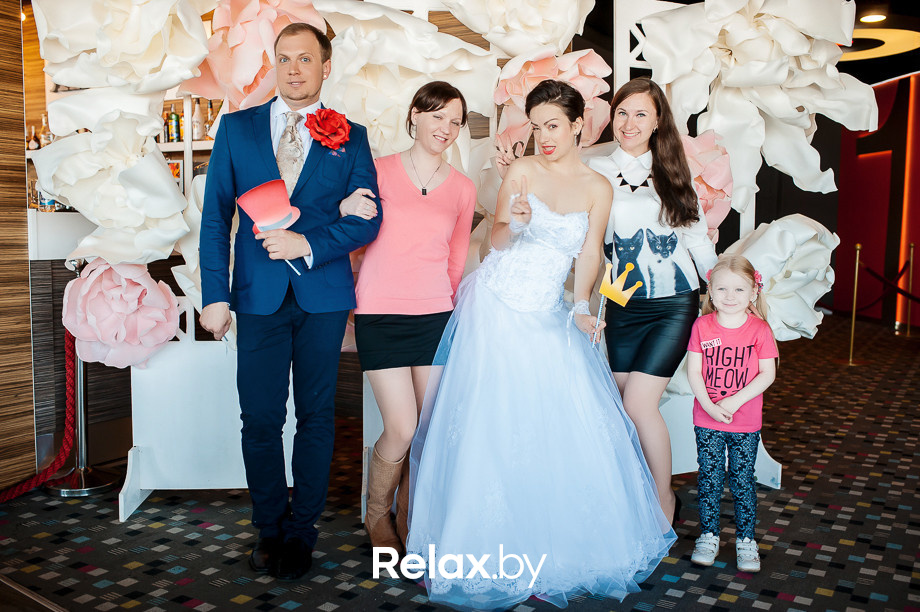 Валентина Мазунина на премьере «Одноклассниц», фото № 43