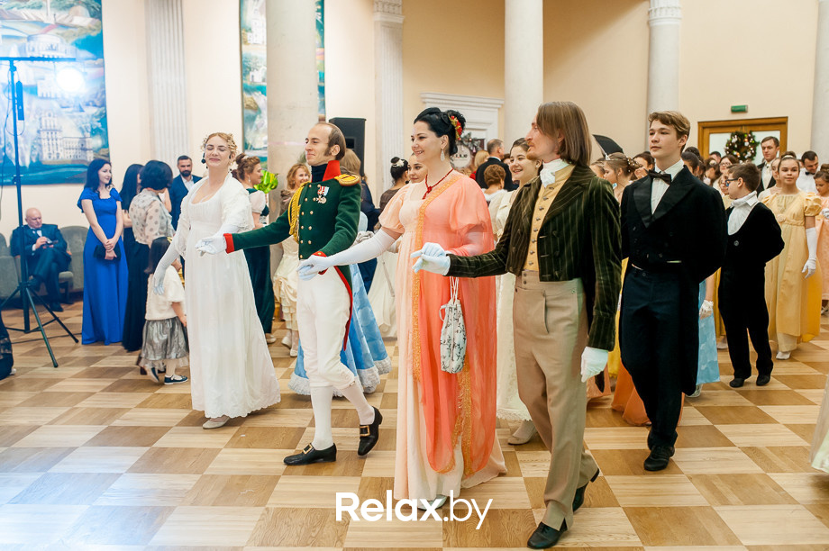 Семейный рождественский благотворительный бал Академии мюзикла "Ревю" - "Наши сердца", фото № 82