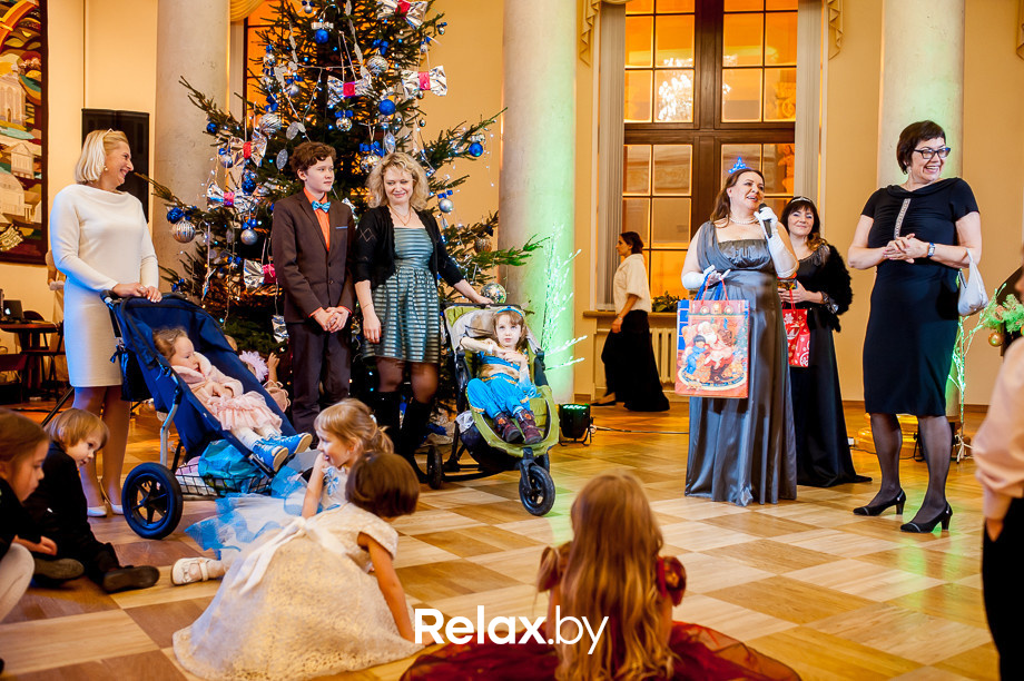 Семейный рождественский благотворительный бал Академии мюзикла "Ревю" - "Наши сердца", фото № 154